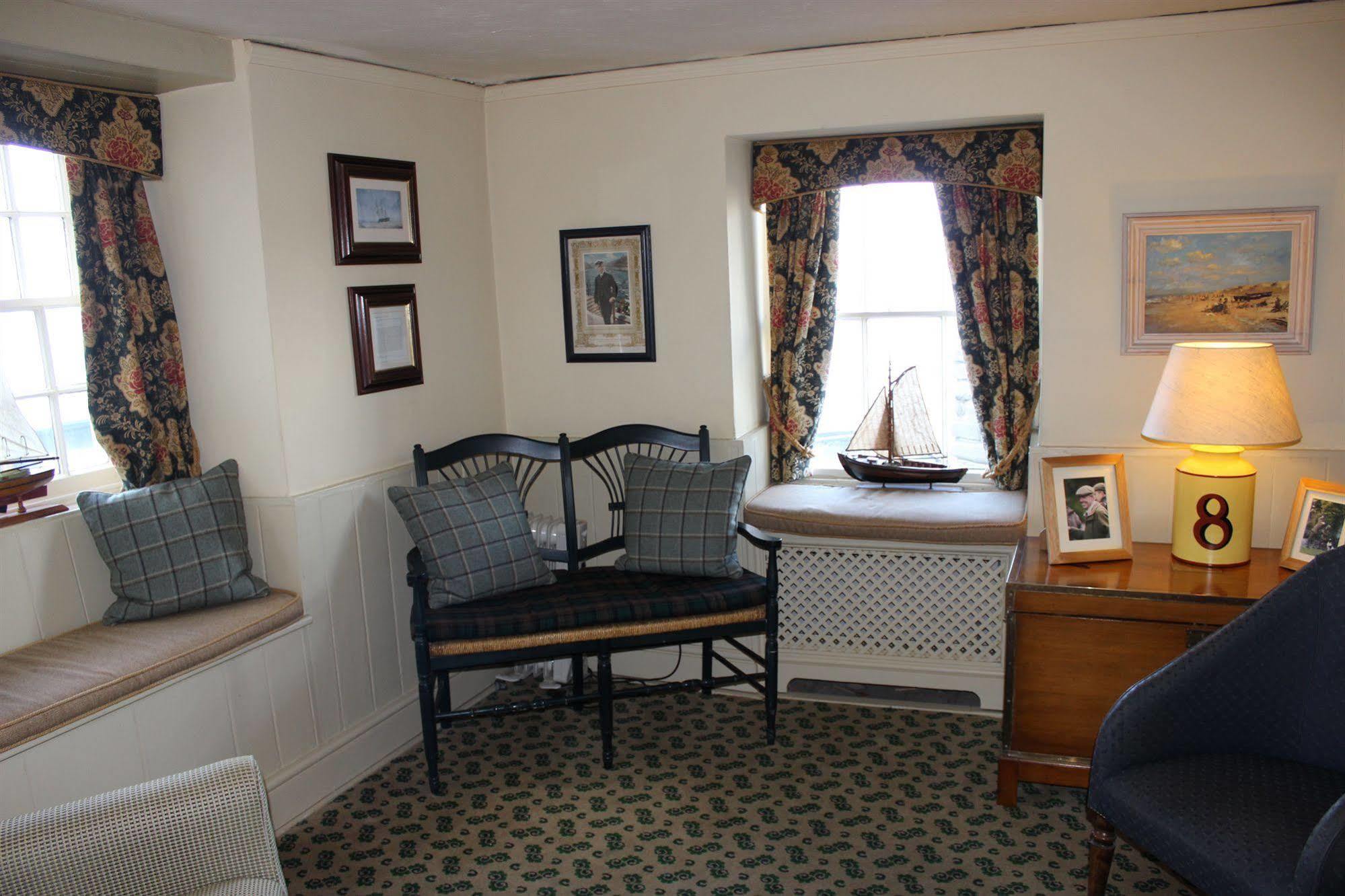 Red Lion Hotel Clovelly Eksteriør bilde